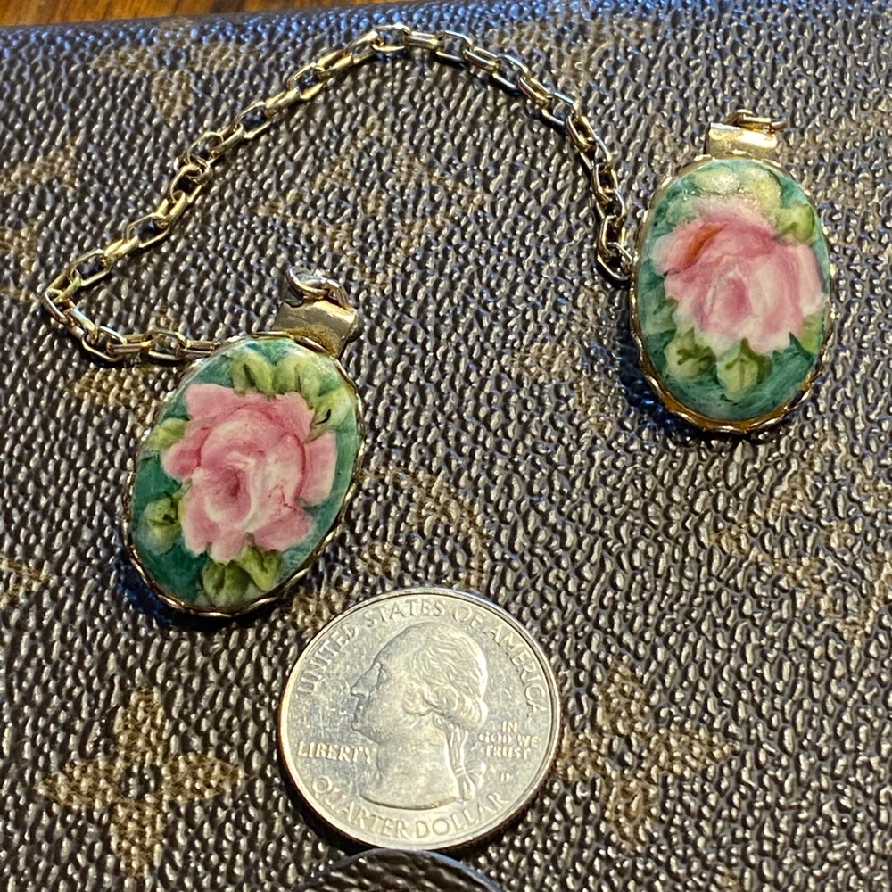Vintage enamel sweater clips gold tone chain Grandmacore Cottagecore shabby chic